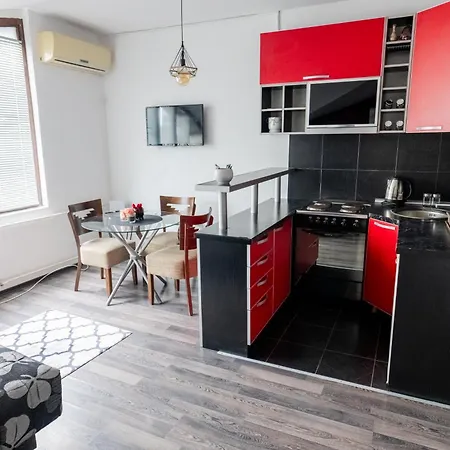 Апартаменты Maja Ниш